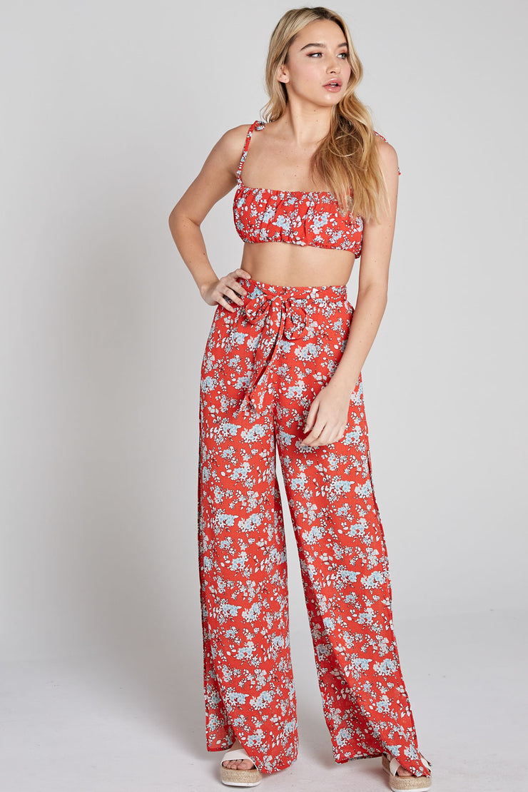 High Waisted Pants and Crop Top Sets, Floral Outfit, Summer Outfit, Spring Outfit, Vacation Outfit, Spaghetti Top, Sunny Day Outfit, Beach Outfit